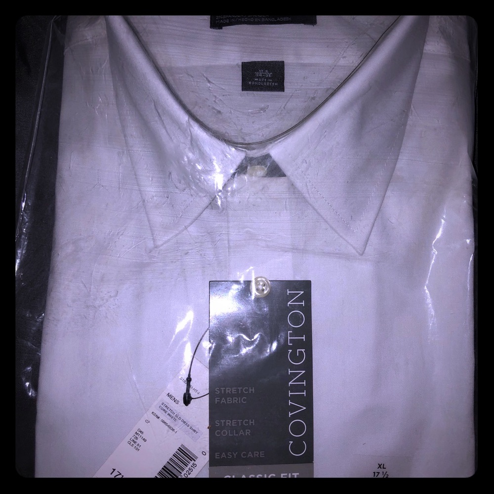 Men’s white dress shirt- NWT